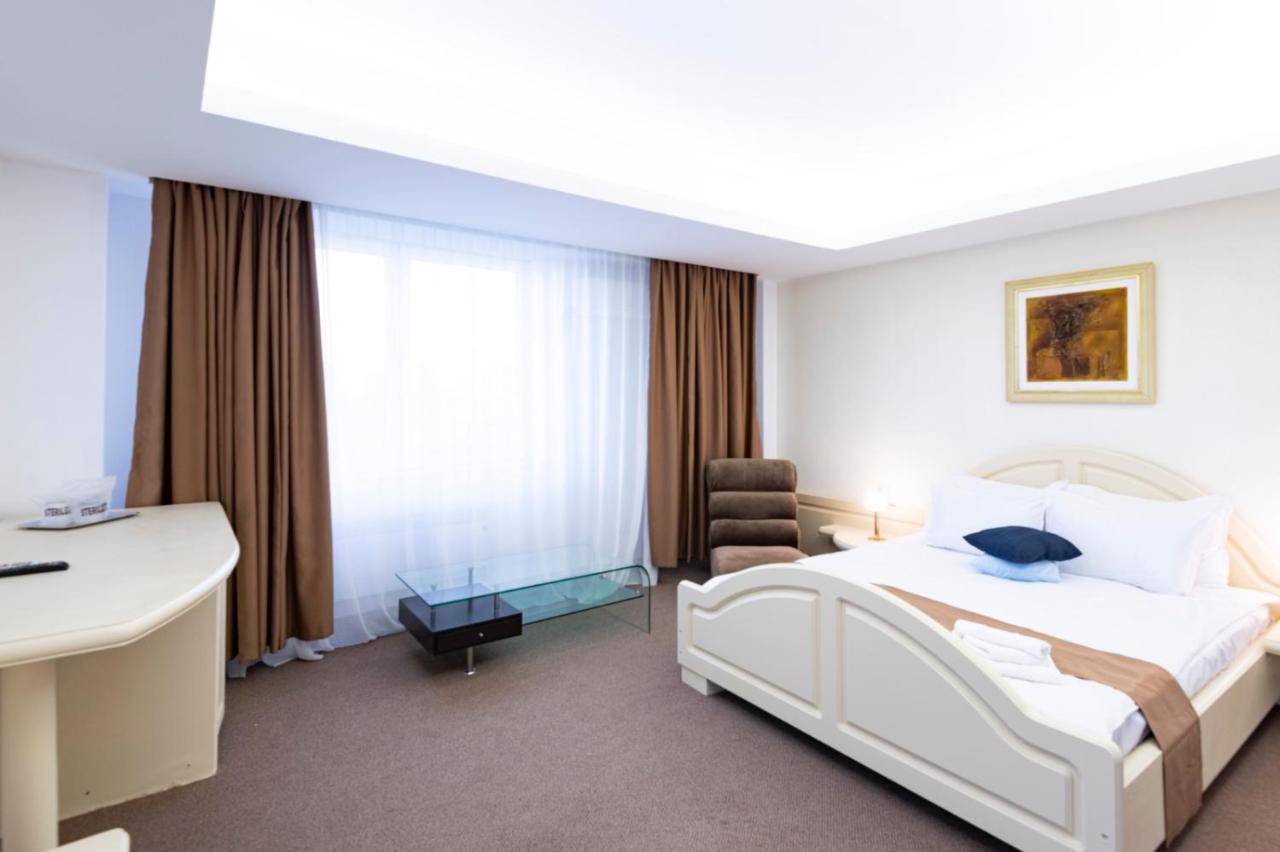Hotel Randy Constanţa Buitenkant foto